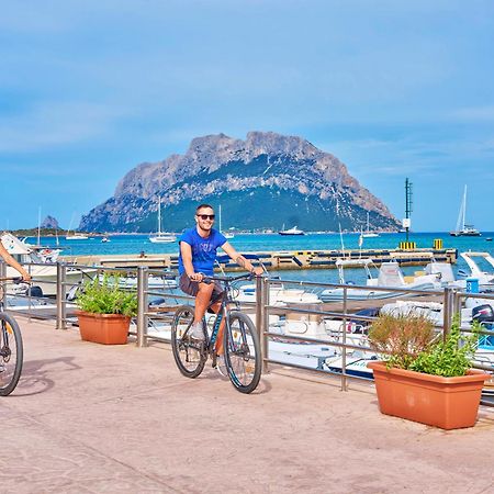 Felix Hotels - Hotel Residence Porto San Paolo Porto San Paolo  Εξωτερικό φωτογραφία