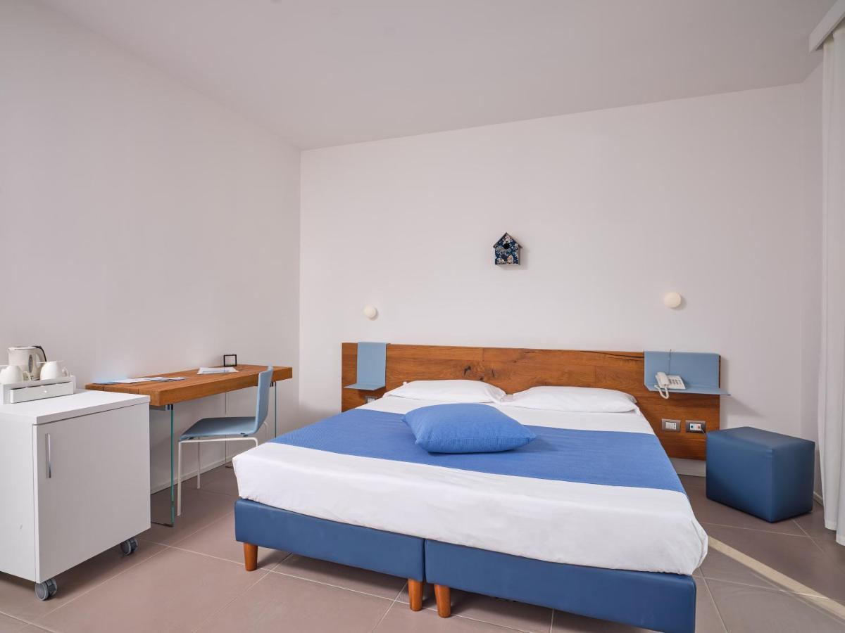 Felix Hotels - Hotel Residence Porto San Paolo Porto San Paolo  Εξωτερικό φωτογραφία