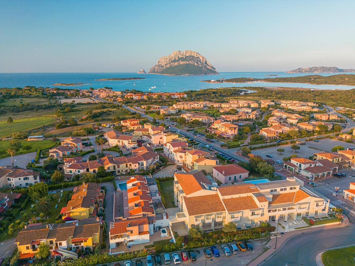 Felix Hotels - Hotel Residence Porto San Paolo Porto San Paolo  Εξωτερικό φωτογραφία